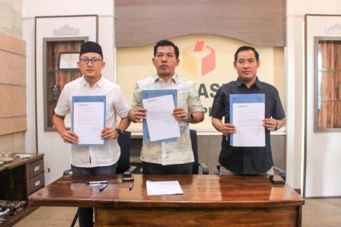 Bawaslu Kabupaten Pesawaran Tandatangani Dokumen IKU Pengawas Pemilu Tahun 2026