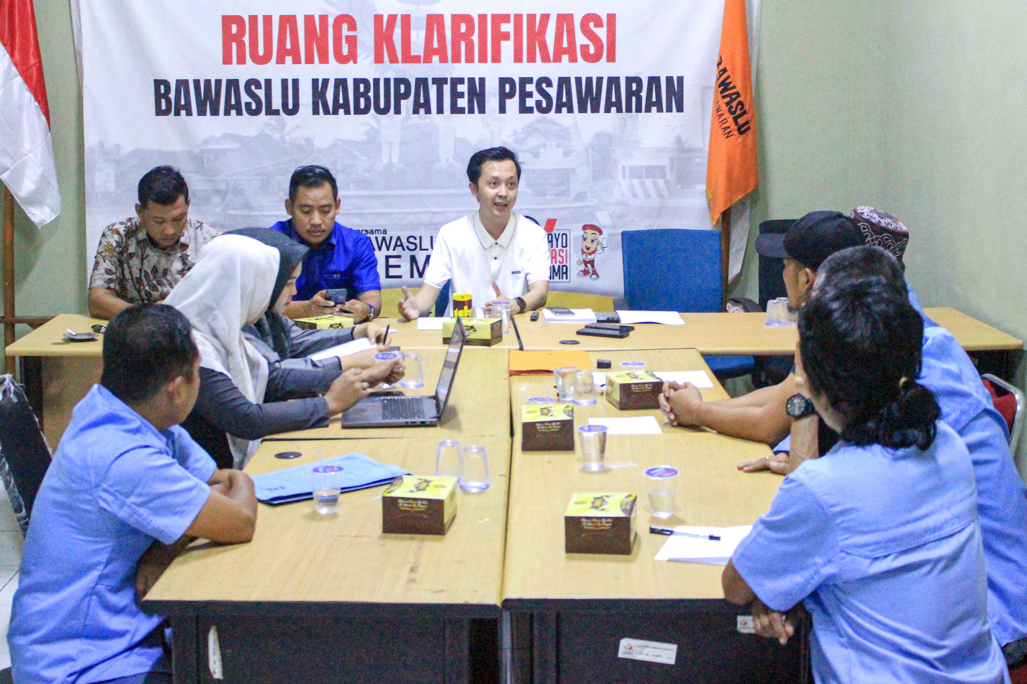 Bawaslu Pesawaran Terima Audiensi Aliansi Masyarakat Pesawaran Bahas Sinergi Pengawasan PSU