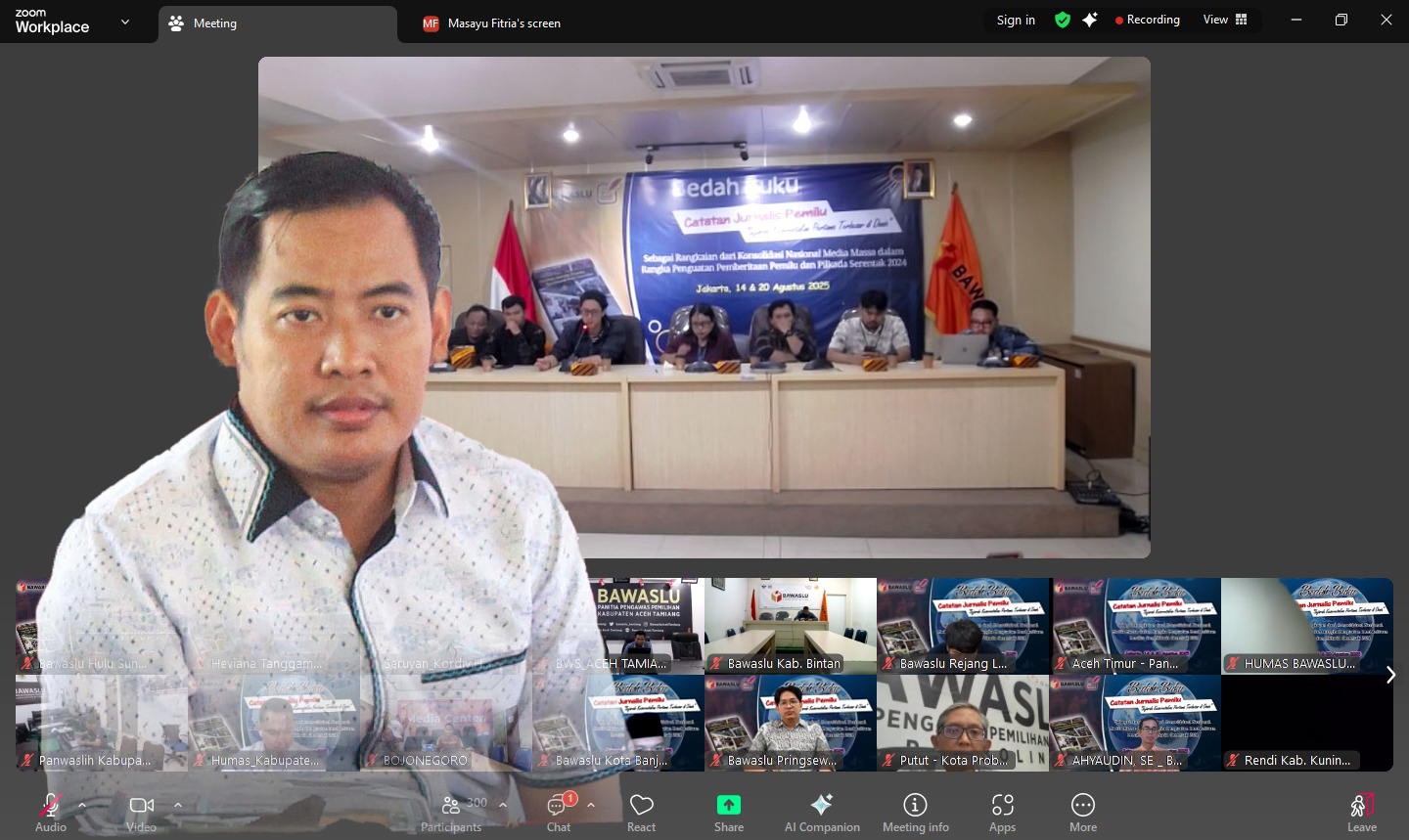 Bawaslu Kabupaten Pesawaran Tingkatkan Literasi Dengan Ikut Bedah Buku “Catatan Jurnalis Pemilu”