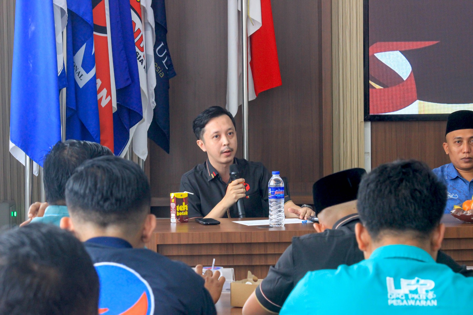 Bawaslu Kabupaten Pesawaran Sampaikan Saran Perbaikan 8 Pemilih TMS dalam Pleno PDPB Triwulan I 2026