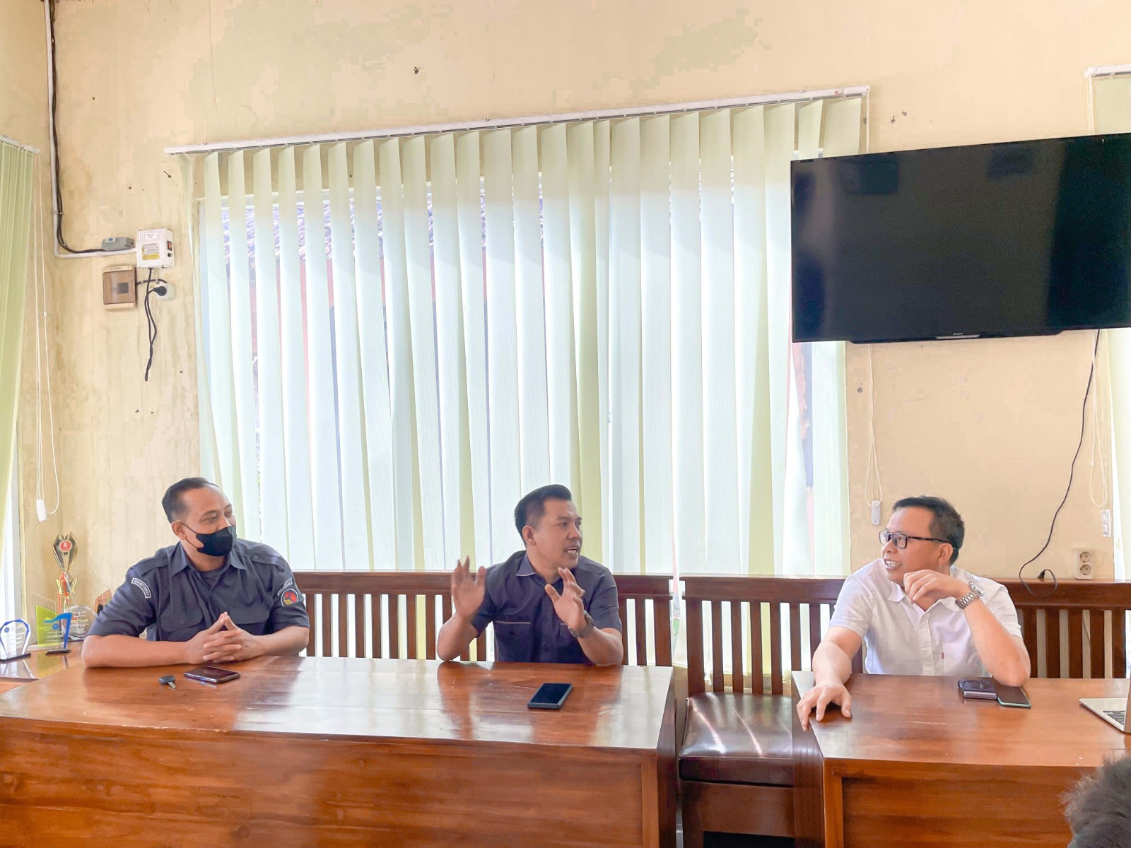 Oktiyas Afriza Lakukan Konsolidasi Demokrasi Bersama Pemerintah Desa Pekondoh