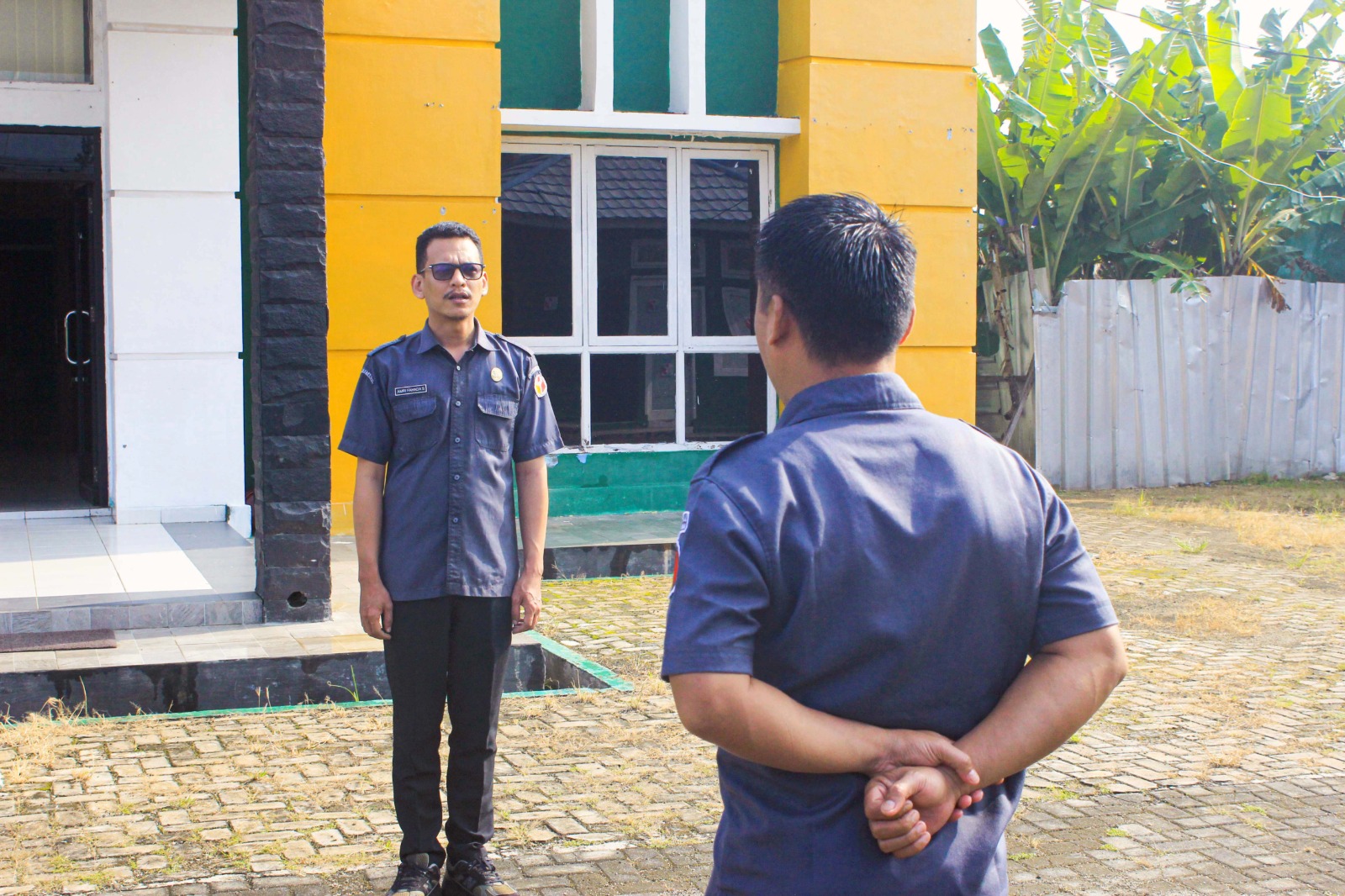 Pimpin Apel Pagi Awal Pekan, Amri Fahada Tekankan Kerja Sama Tim dan Profesionalitas