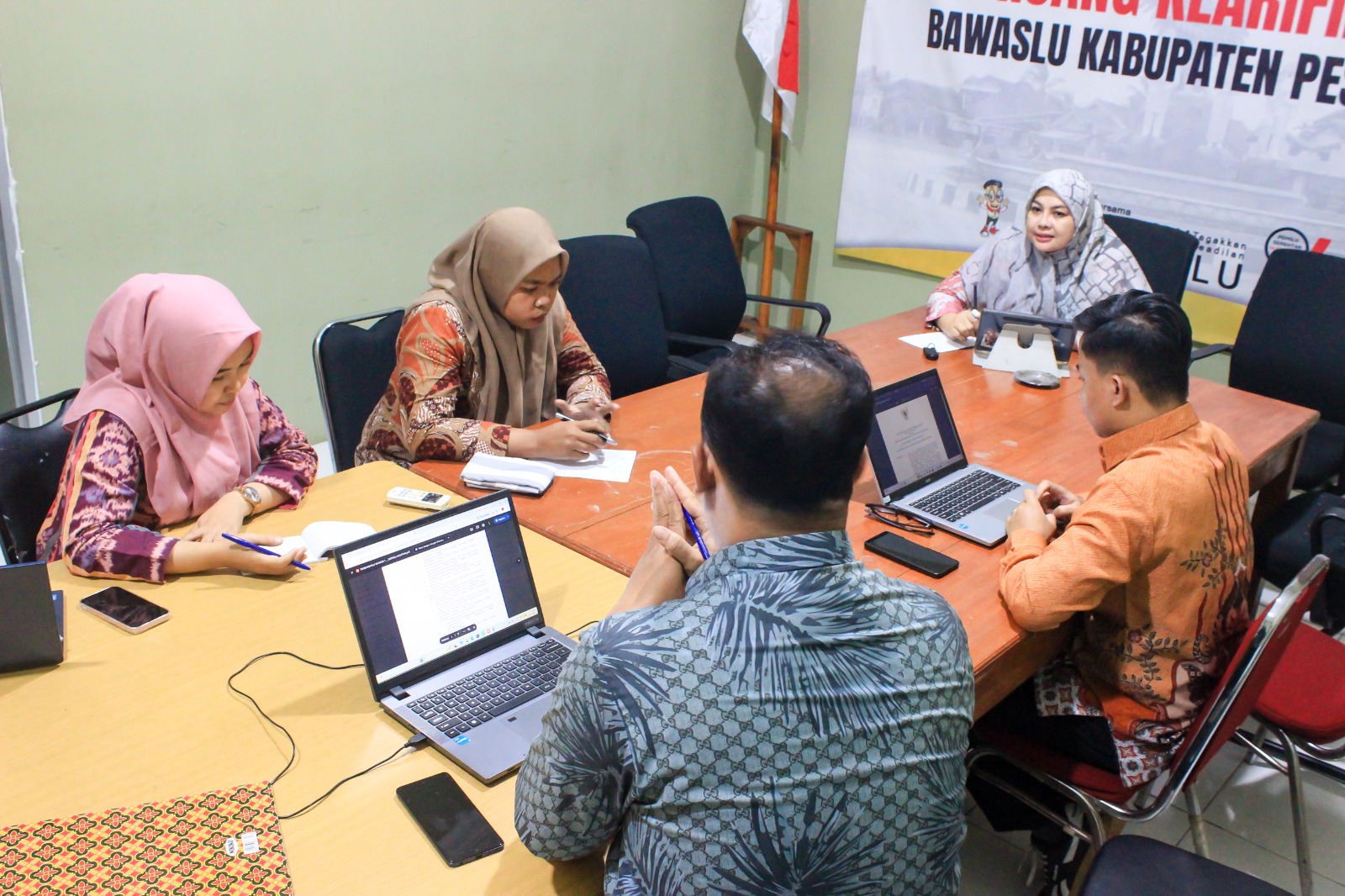 Kajian Hukum, Upaya Bawaslu Kabupaten Pesawaran Tingkatkan Kualitas Pengawasan Pemilu