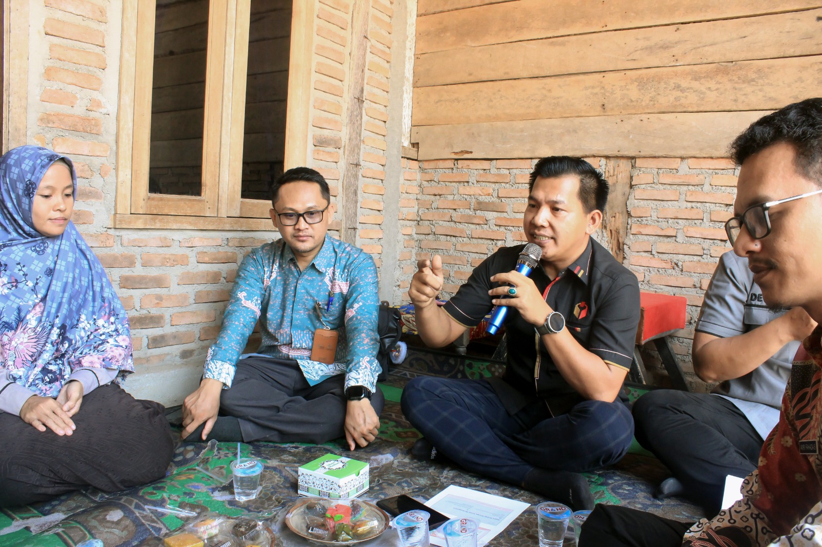 Bawaslu Kabupaten Pesawaran Ajak Sahabat Penyandang Disabilitas dan Kelompok Rentan Pahami Hak Kepemiluan