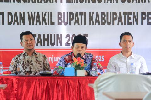 Peningkatan kapasitas bagi jajaran pengawas Pemilu dalam rangka menghadapi penyelenggaraan Pemungutan Suara Ulang (PSU) Pemilihan Bupati dan Wakil Bupati Pesawaran tahun 2024, Senin (14/4).
