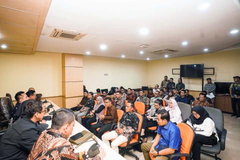 Bawaslu Pesawaran Serahkan Laporan Kinerja Kehumasan ke Bawaslu RI Sebagai Bentuk Tanggung Jawab Publik