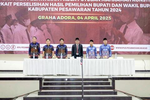 Fatihun Tekankan Integritas dan Profesionalitas Penyelenggara dalam Pembekalan PPK dan PPS PSU Pesawaran