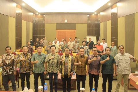 Puadi Tekankan Peran Masyarakat dalam Memperkuat Kualitas Hukum dan Demokrasi di Pesawaran