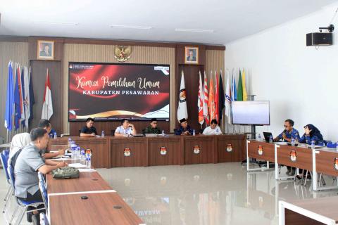 Samakan Persepsi, Bawaslu Pesawaran Lakukan Koordinasi Terkait Pemutakhiran Data Partai Politik ke KPU Pesawaran