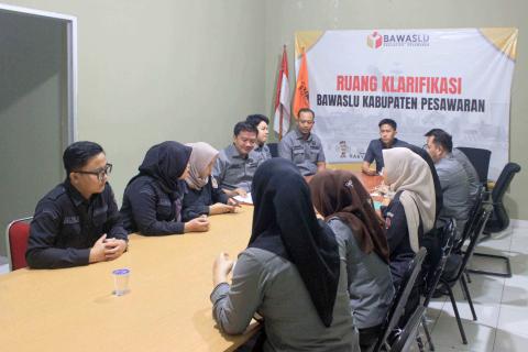 Kukuh Julian Ajak Jajaran Sekretariat Fokus Tuntaskan Laporan Akhir Tahun