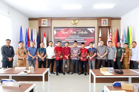Awasi Rapat Pleno Rekapitulasi PDPB Triwulan IV Tahun 2025, Bawaslu Kabupaten Pesawaran Sampaikan Saran Perbaikan 14 Pemilih TMS