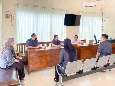 Oktiyas Afriza Lakukan Konsolidasi Demokrasi Bersama Pemerintah Desa Pekondoh