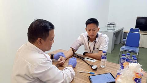 Maknai HUT Bawaslu ke-18, Bawaslu Kabupaten Pesawaran Ikut Aksi Donor Darah