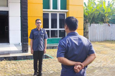 Pimpin Apel Pagi Awal Pekan, Amri Fahada Tekankan Kerja Sama Tim dan Profesionalitas