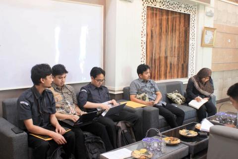 Bawaslu Pesawaran Terima Monev Pengelolaan Keuangan sebagai Satker Baru dari Bawaslu RI