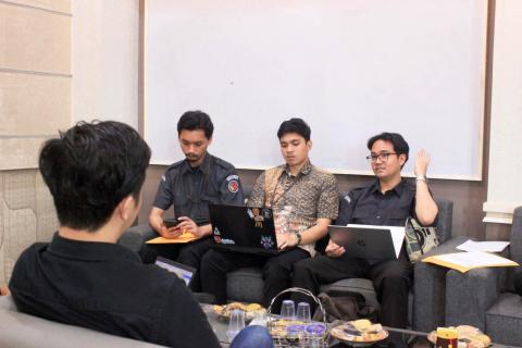 Bawaslu Pesawaran Terima Monev Pengelolaan Keuangan sebagai Satker Baru dari Bawaslu RI