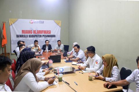 Evaluasi Kinerja Mingguan, Bawaslu Pesawaran Mantapkan Kinerja dan Penguatan Internal