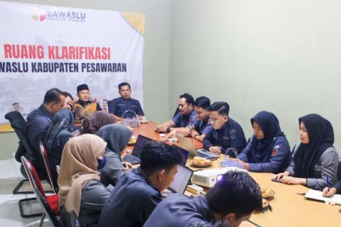 Optimalkan Kearsipan Lembaga, Bawaslu Pesawaran Gelar Rapat Internal
