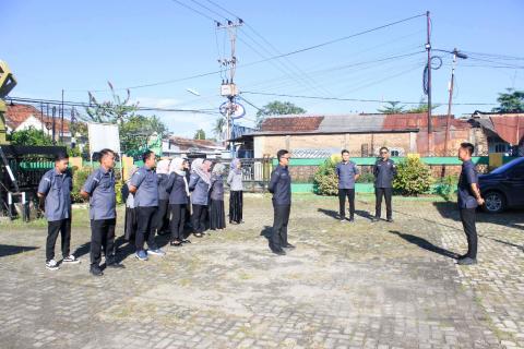 Pimpin Apel Pagi, Kukuh Julian Ingatkan Jajaran untuk Jaga Suasana Kerja Harmonis 