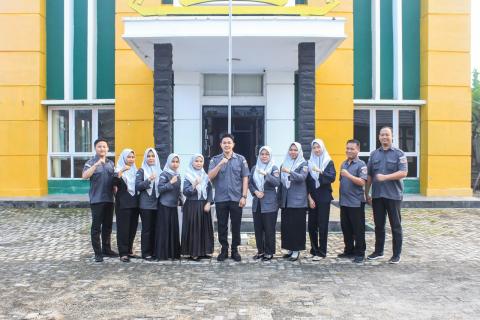 Gelar Apel Pagi, Bawaslu Kabupaten Pesawaran Bangun Semangat Kebersamaan dan Motivasi Kerja