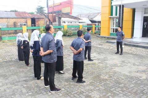 Gelar Apel Pagi, Bawaslu Pesawaran Bangun Semangat Kebersamaan dan Motivasi Kerja