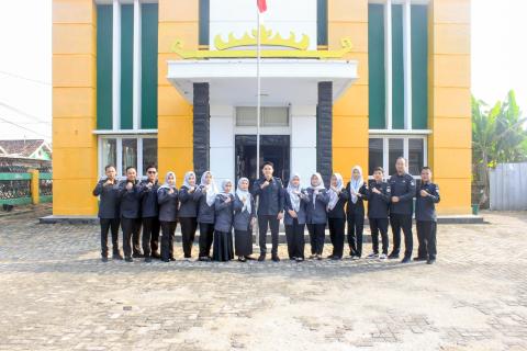 Perkuat Disiplin dan Integritas, Bawaslu Kabupaten Pesawaran Gelar Apel Pagi