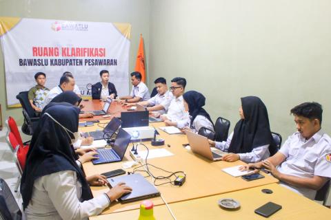 Perkuat Pemahaman Regulasi Pengawasan PDPB, Bawaslu Kabupaten Pesawaran Gelar Kajian Hukum Perbawaslu Nomor 1 Tahun 2025