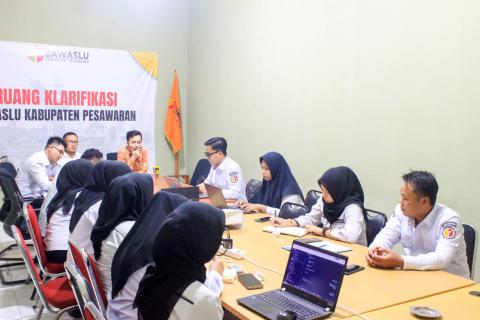 Evaluasi Kinerja Mingguan, Bawaslu Kabupaten Pesawaran Perkuat Koordinasi dan Kualitas Kinerja Kelembagaan
