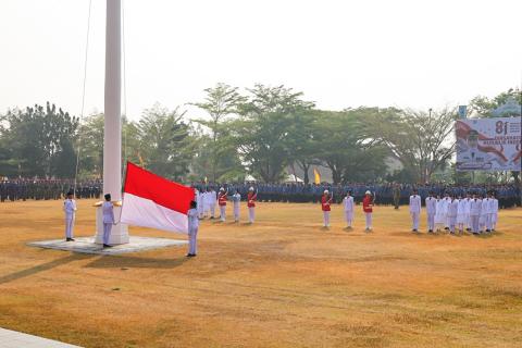Bawaslu Kabupaten Pesawaran Ikuti Upacara HUT ke-81 RI di Lapangan Pemkab Pesawaran