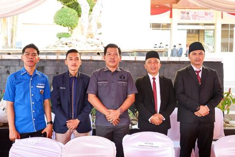 Bawaslu Kabupaten Pesawaran Ikuti Upacara HUT ke-81 RI di Lapangan Pemkab Pesawaran