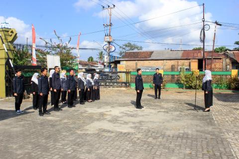 Pimpin Apel Pagi, Yenni Tekankan Soliditas dan Konsistensi Penguat Penguat Kinerja