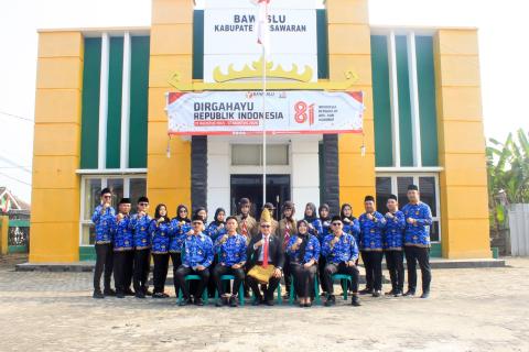 Bawaslu Kabupaten Pesawaran Gelar Upacara HUT ke-81 Kemerdekaan RI, Teguhkan Semangat Pengabdian dan Demokrasi