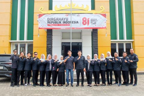 Awali Pekan dengan Semangat Pengabdian, Bawaslu Kabupaten Pesawaran Gelar Apel Pagi