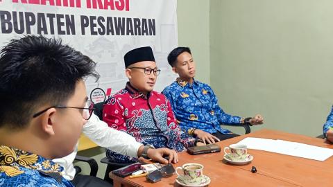Bawaslu Kabupaten Pesawaran Ingatkan Pentingnya Kerapian Administrasi Hasil Pengawasan dalam Rapat Internal