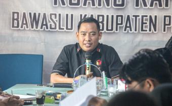 Koordinator Divisi Pencegahan, Partisipasi Masyarakat dan Humas Bawaslu Pesawaran, Mutholib.