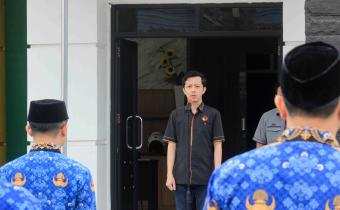 Bawaslu Kabupaten Pesawaran Gelar Upacara Peringati Hari Pahlawan Nasional 2025